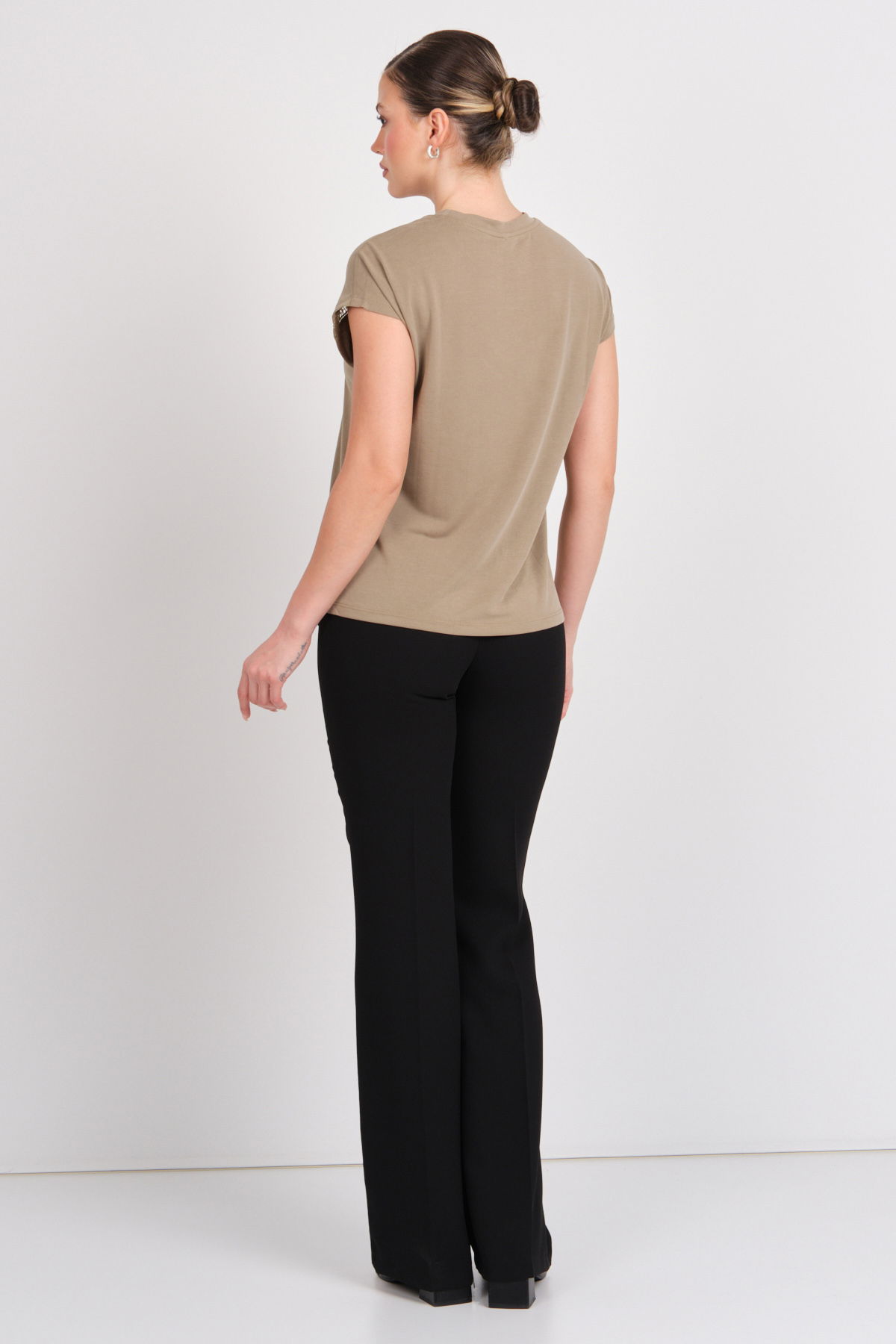 Only Kadın Onlfree Dantel Detaylı Kısa Kollu T-Shirt 15350108 Haki - 4