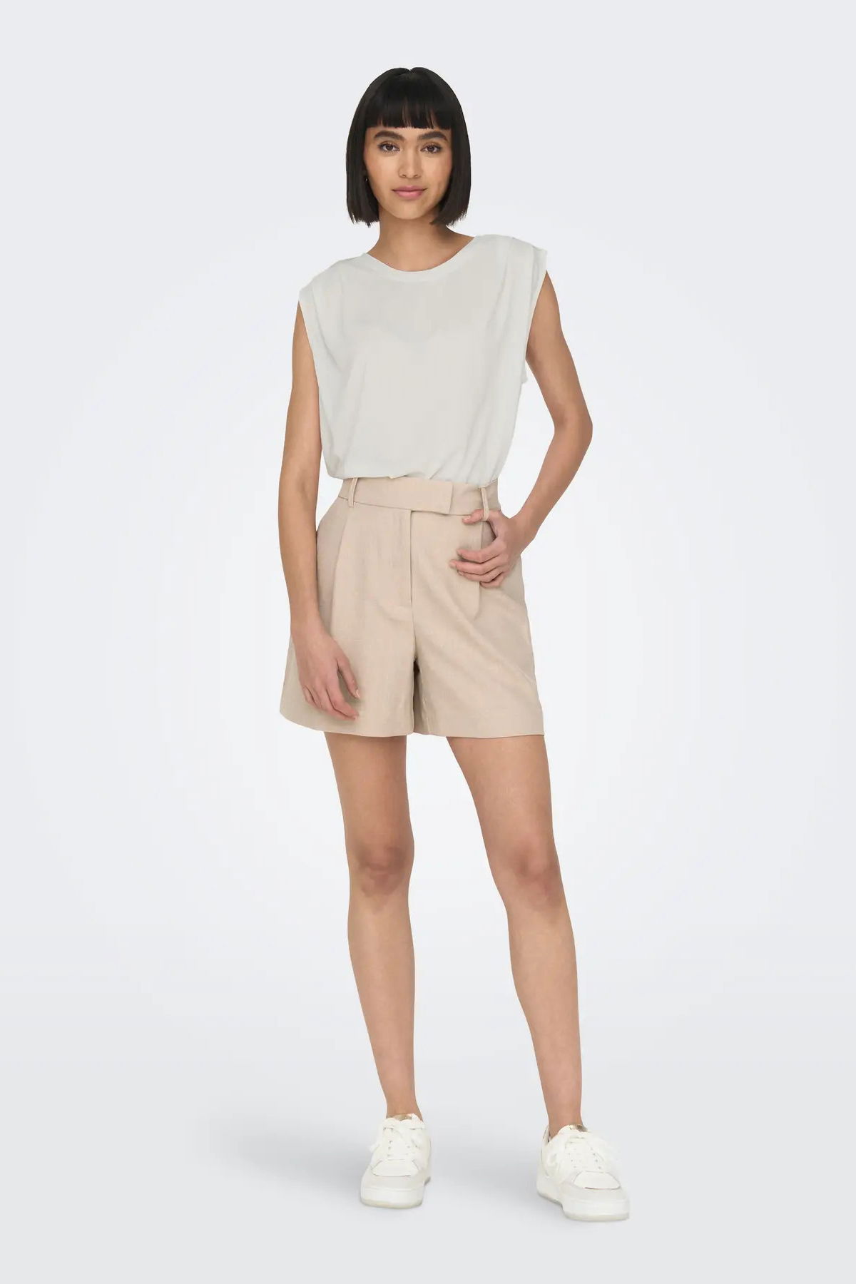 Only Kadın Onlfree Regular Fit Kolsuz Bluz 15290313 Beyaz - 2