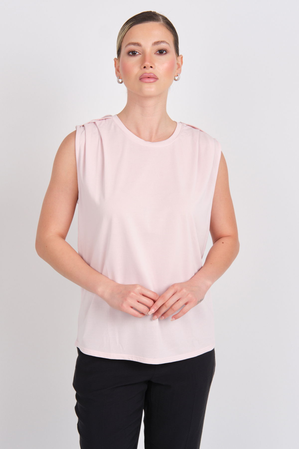 Only Kadın Onlfree Regular Fit Kolsuz Bluz 15290313 Pudra - 1