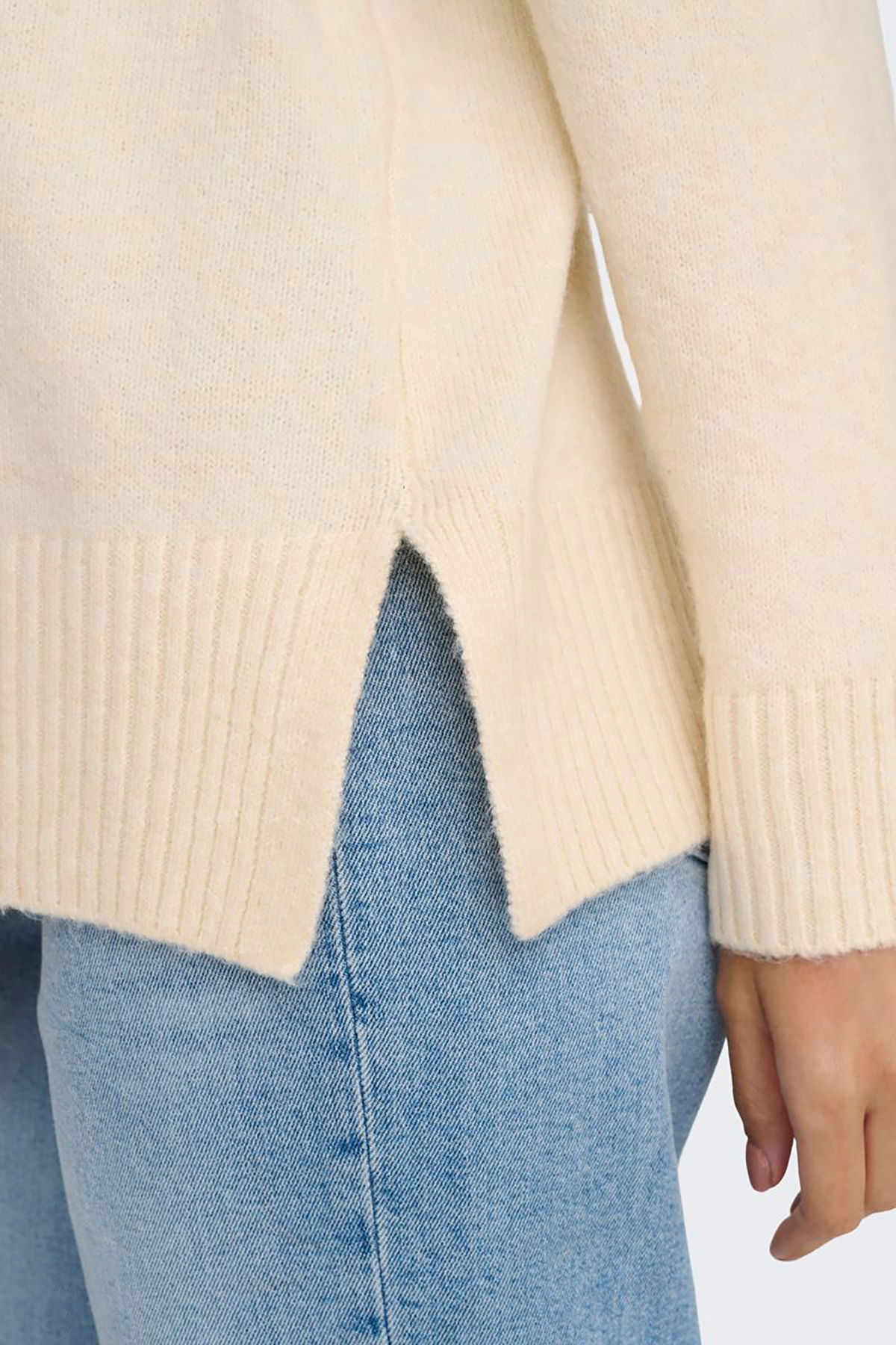 Only Kadın Onlhazel Yarım Balıkçı Oversize Yünlü Örme Kazak 15352853 Krem - 3