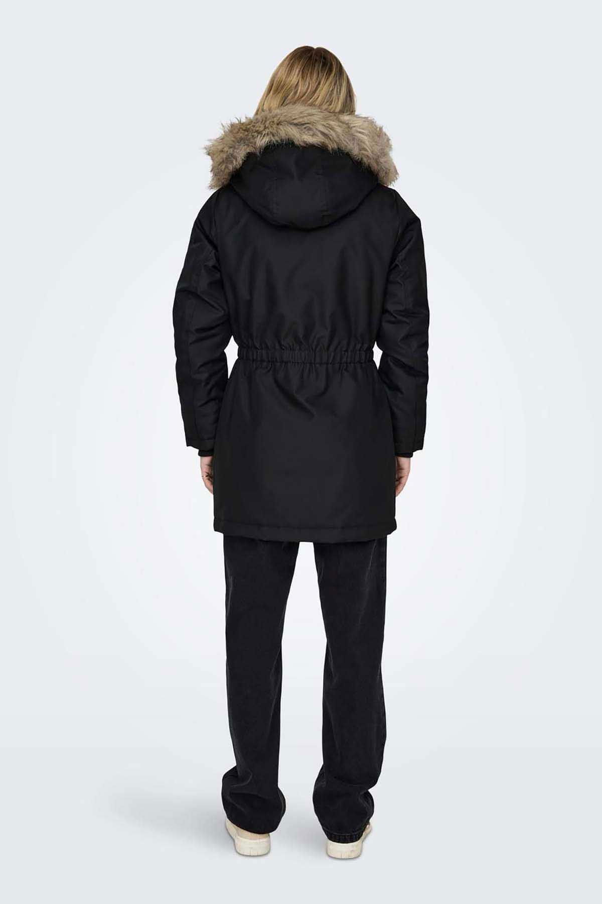 Only Kadın Onlırıs Kapüşonlu Parka 15304625 Siyah - 5