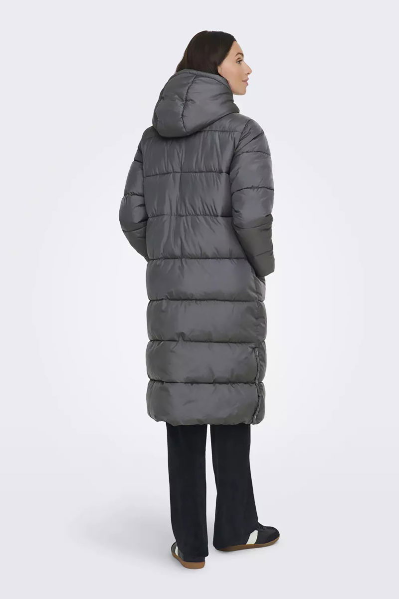 Only Kadın Onlmontana Kapüşonlu Uzun Şişme Mont 15226559 Gri - 5