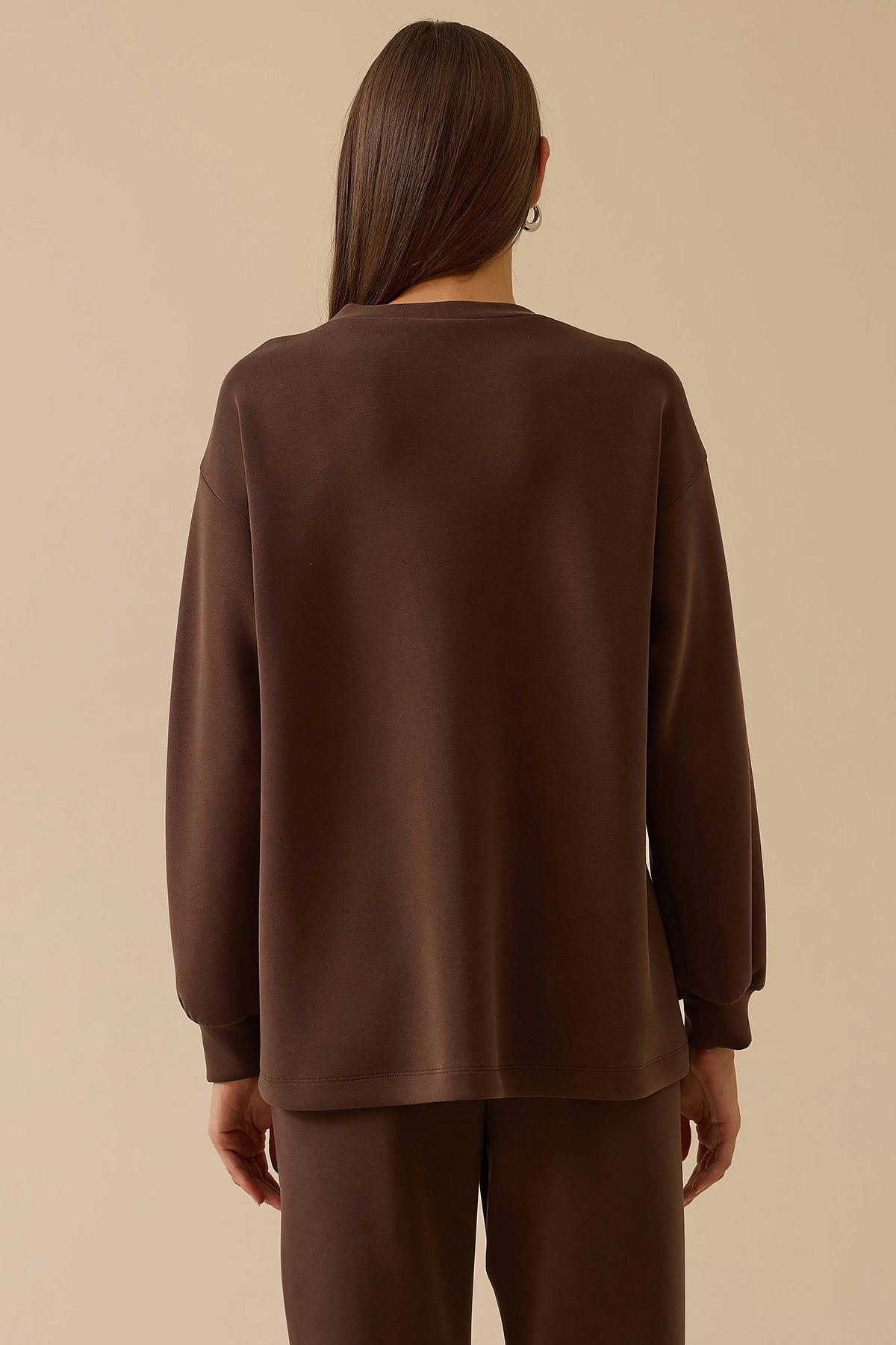 Seçil Kadın Aksesuar Detaylı Bol Kol Sweatshirt 0002 Kahverengi - 4
