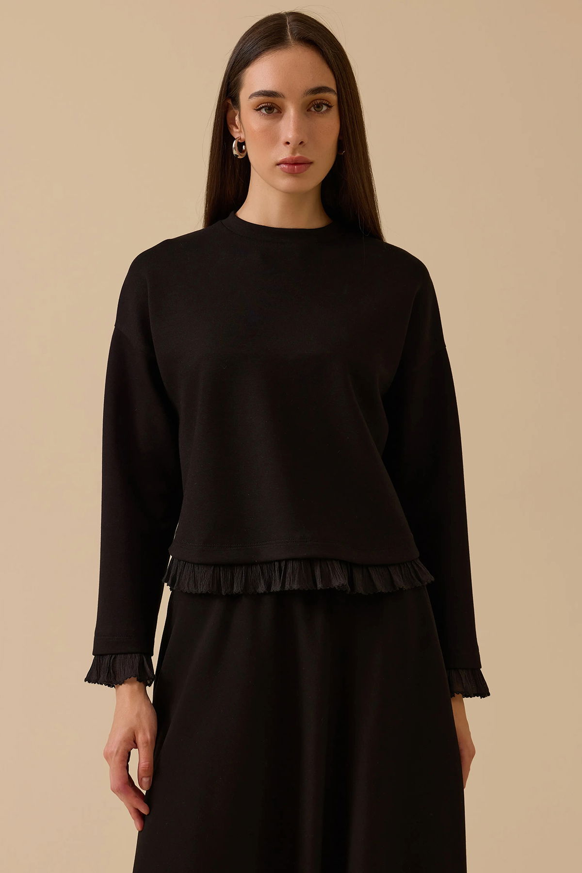Seçil Kadın Fırfır Detaylı Sweatshirt 1011 Siyah - 2