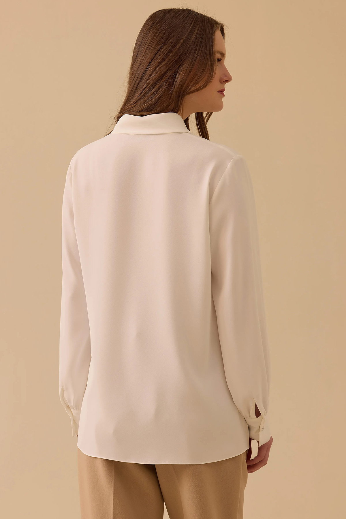 Seçil Kadın Fular Yakalı Krep Bluz 0015 Ekru - 4