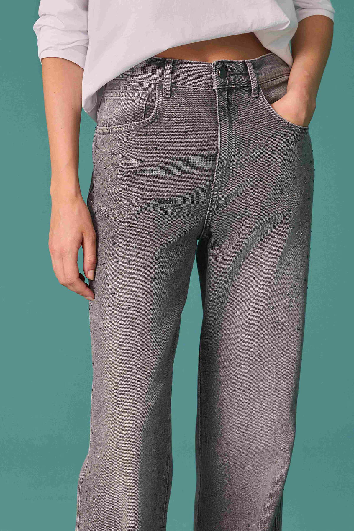 Seçil Kadın Taş Detaylı İspanyol Paça Denim Pantolon Gri - 2
