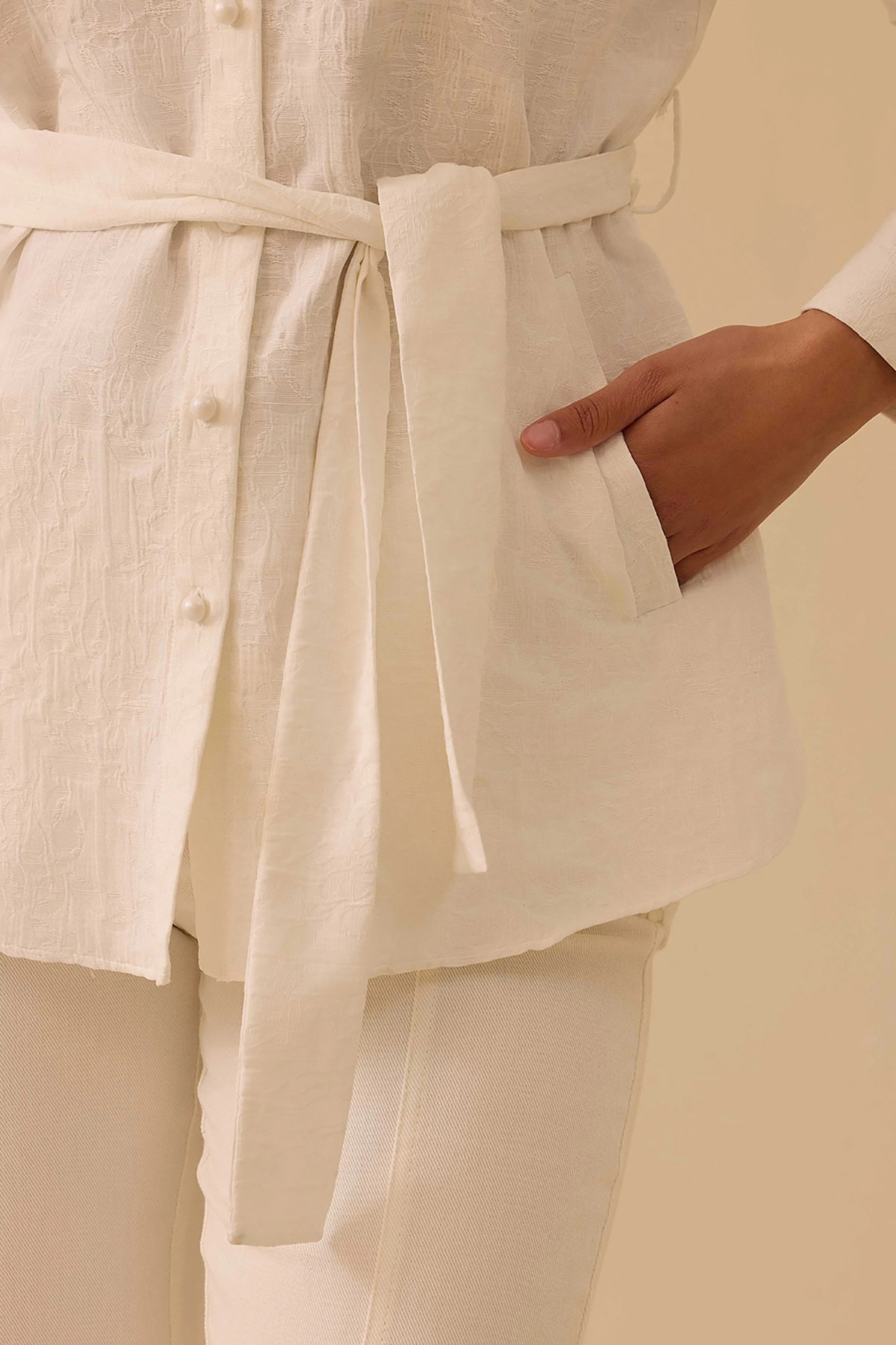 Seçil Kadın Taşlı Kuşak Detaylı Cepli Gömlek 0006 Beyaz - 3