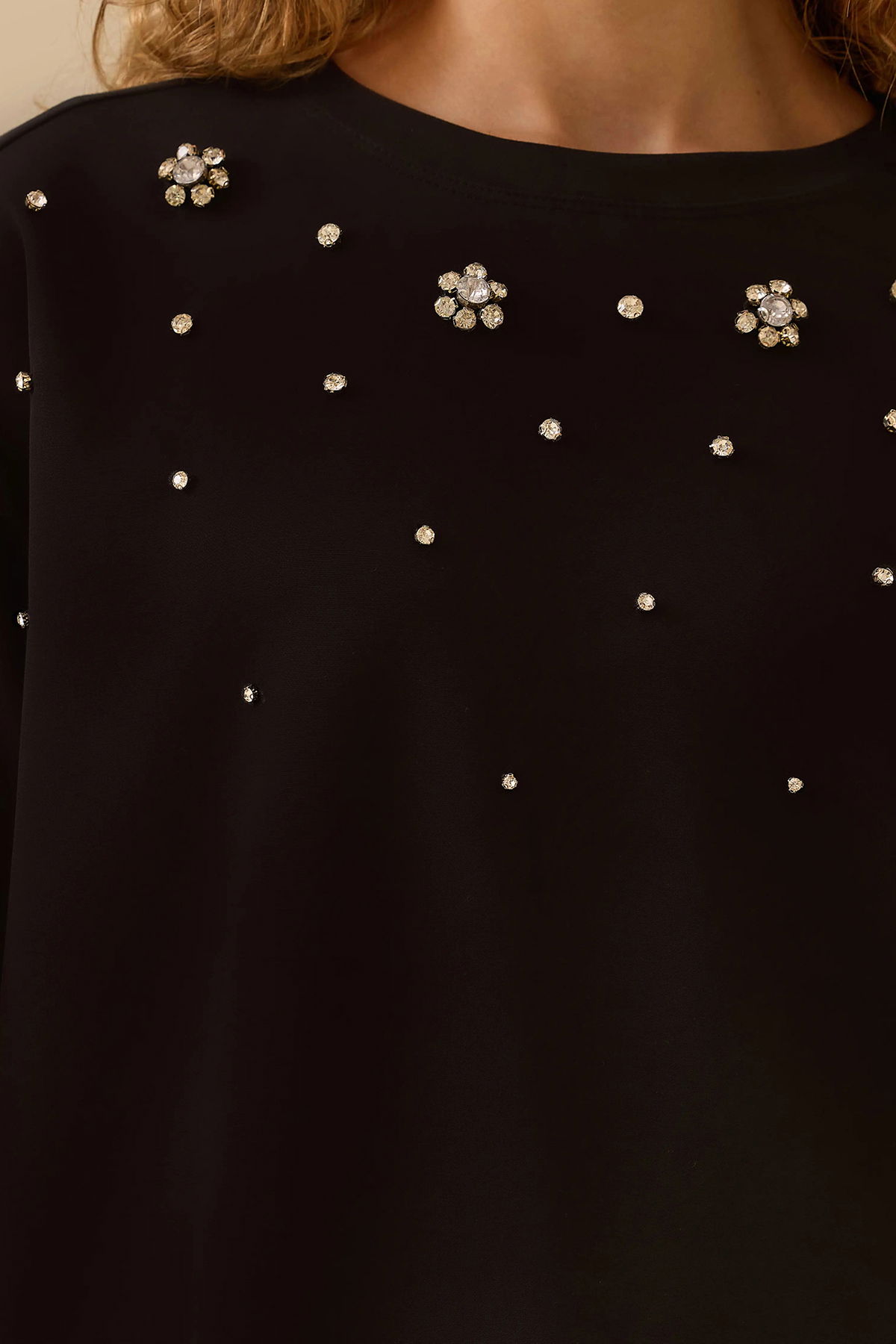 Seçil Kadın Yuvarlak Yaka Taşlı Sweatshirt 0001 Siyah - 3