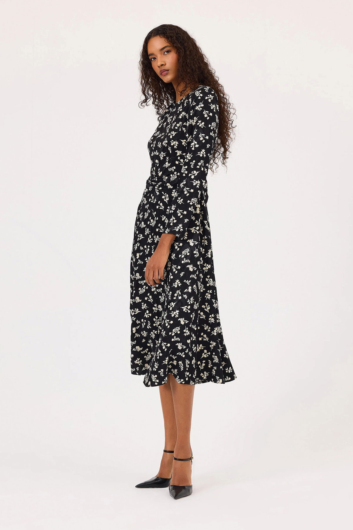 Seçil Kadın Yuvarlak Yaka Uzun Kollu Midi Boy Elbise 0004 Siyah - 2