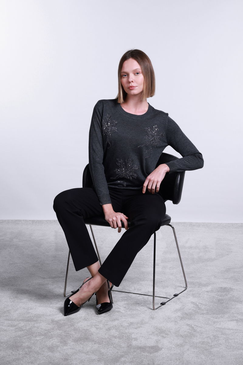 Sempre Kadın Bisiklet Yaka Pul İşlemeli Yün Kazak 2765 Koyu Gri - Sempre