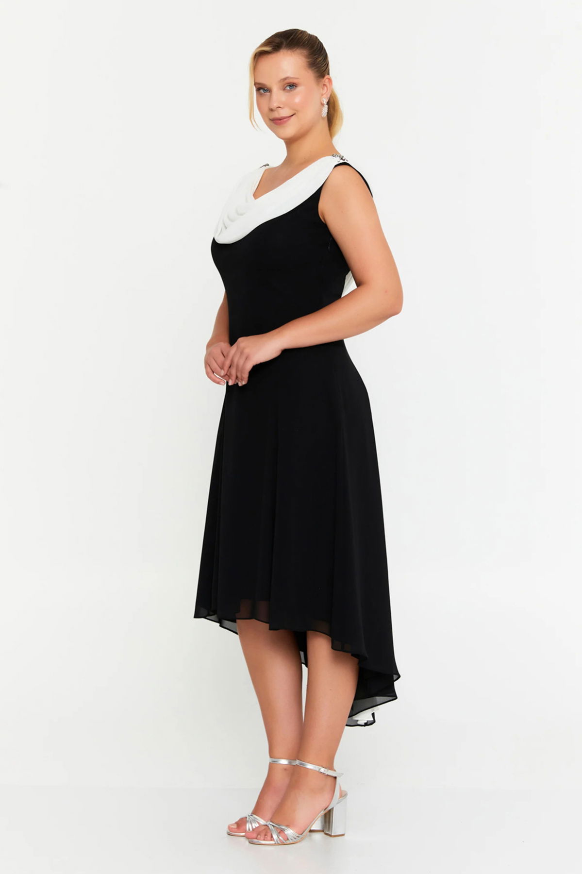 Şeref Vural Kadın Büyük Beden Omzu Taşlı Degaje Yaka Midi Abiye Elbise 6783 Siyah - 2