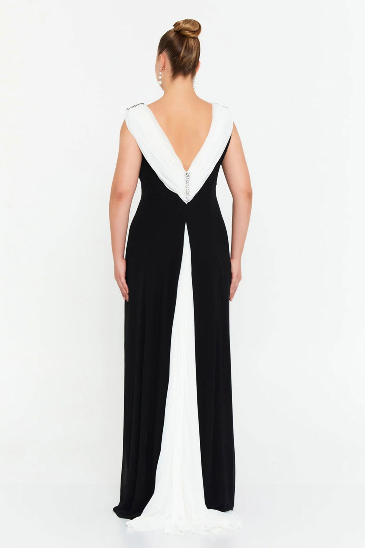 Şeref Vural Kadın Büyük Beden Omzu Taşlı Degaje Yaka Uzun Abiye Elbise 6526 Siyah - 4