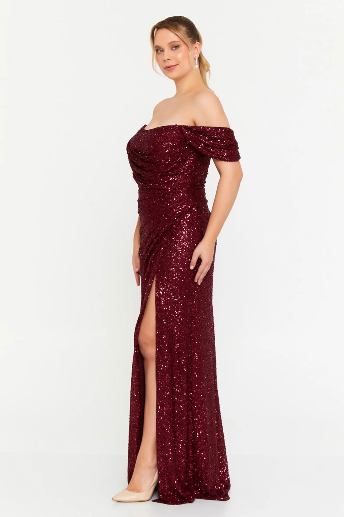 Şeref Vural Kadın Büyük Beden Pul Payet Düşük Omuz Maxi Abiye Elbise 8393 Bordo - 2