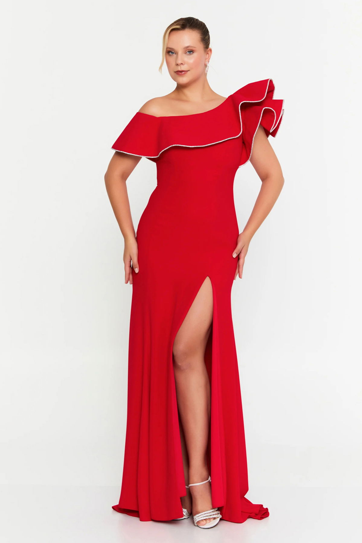 Şeref Vural Kadın Büyük Beden Tek Omuz Volan Detaylı Derin Yırtmaçlı Uzun Abiye Elbise 8336 Kırmızı - 1