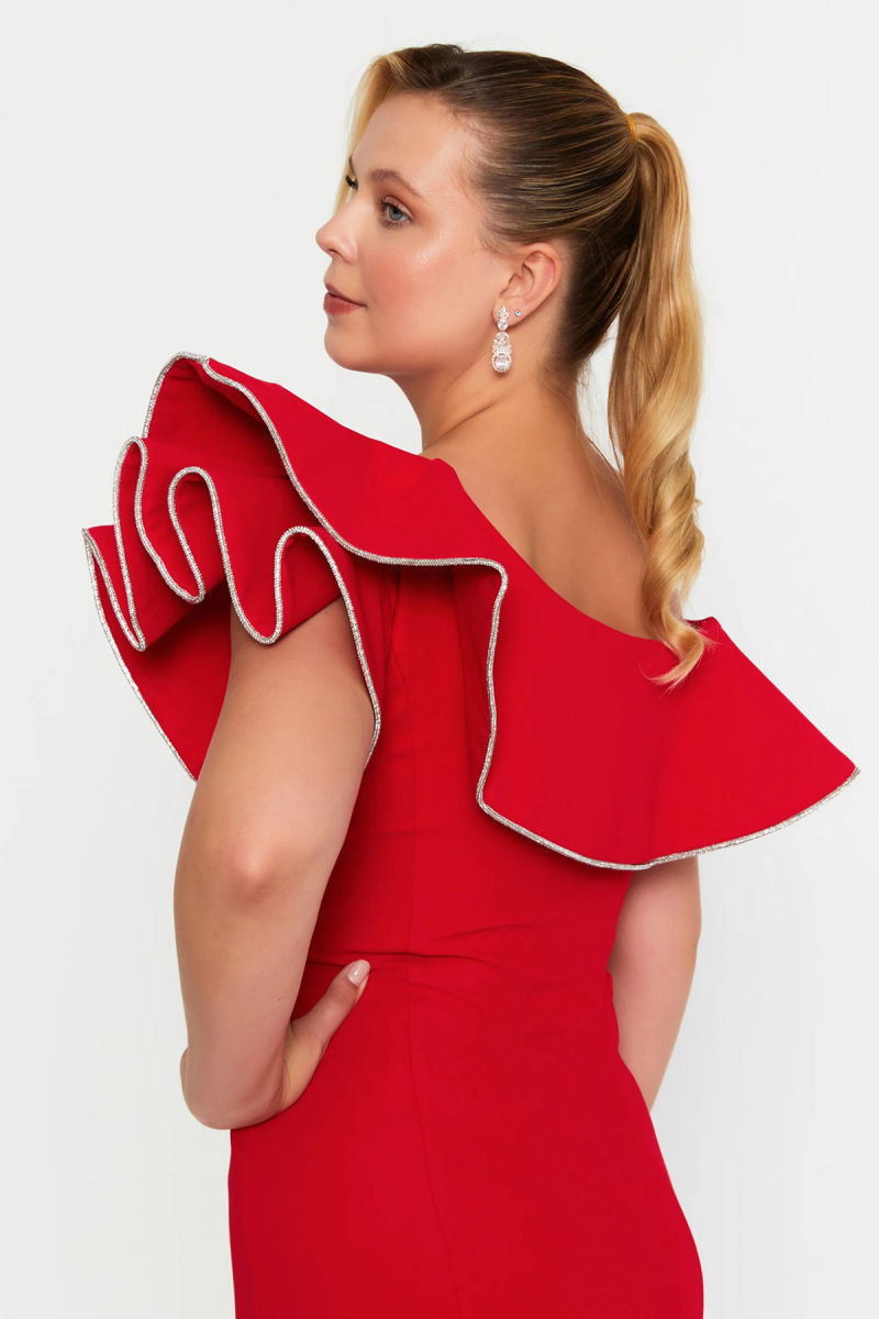 Şeref Vural Kadın Büyük Beden Tek Omuz Volan Detaylı Derin Yırtmaçlı Uzun Abiye Elbise 8336 Kırmızı - 3