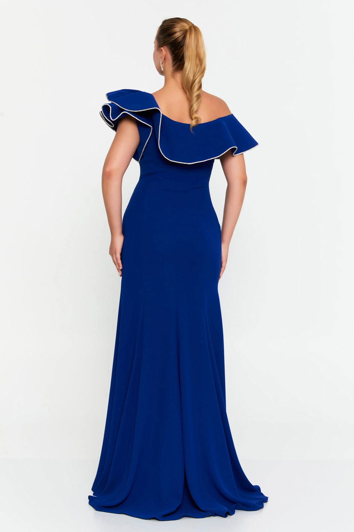 Şeref Vural Kadın Büyük Beden Tek Omuz Volan Detaylı Derin Yırtmaçlı Uzun Abiye Elbise 8336 Saks - 4