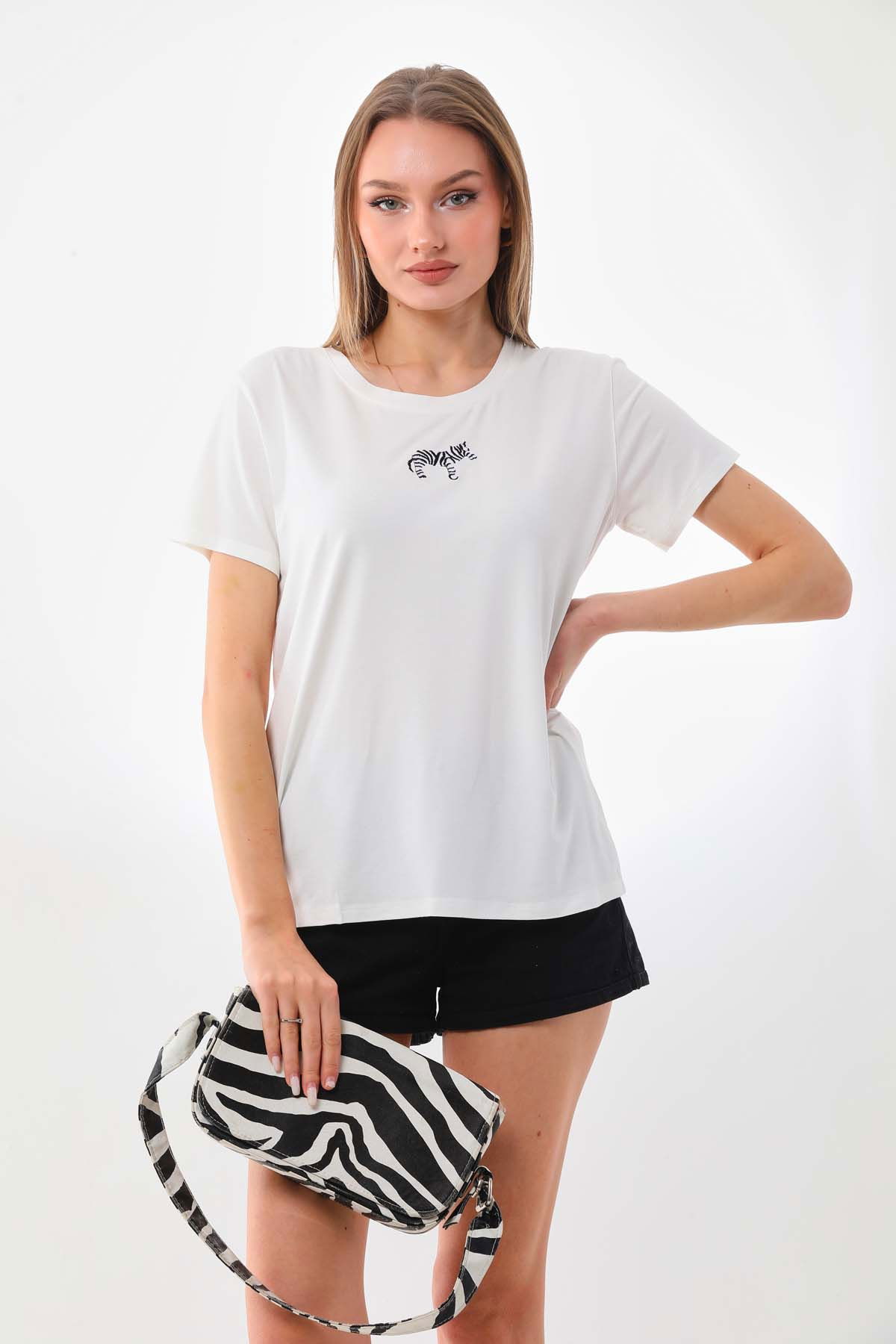 Sistas Kadın Zebra Desenli Kısa Kol Bluz 23118 Ekru - 1