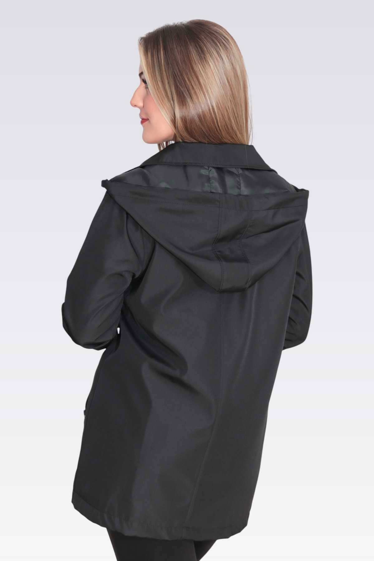 Tolga Saraçoğlu Kadın Demonte Kapüşon Devrik Yaka Rahat Kesim Trençkot 60131 Siyah - 5