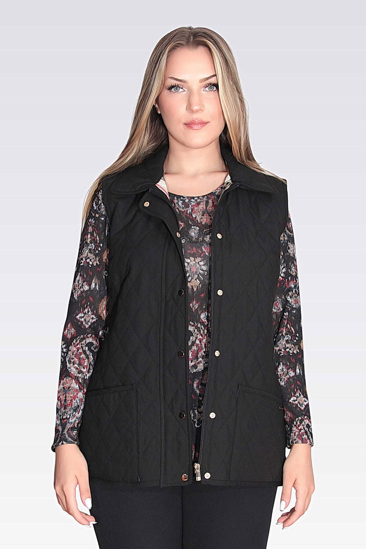 Tolga Saraçoğlu Kadın Ekose Astar Detaylı Hafif Elyaf Kapitone Yelek 70043 Siyah - 1