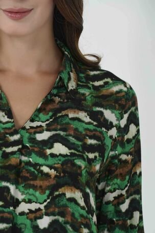 Tolga Saraçoğlu Kadın Truvakar Kol Viskon Krinkıl Kumaş Desenli Bluz 10660 Yeşil - 4
